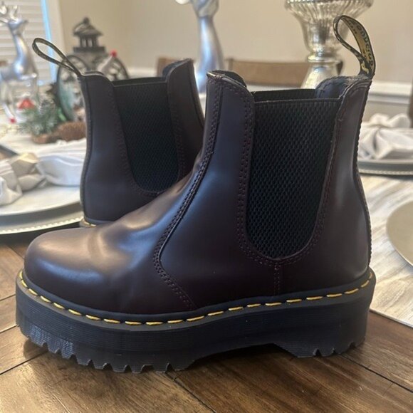 Dr. Martens 2976 Platform Chelsea Boots Burgundy Smooth Leather Size 7 Goth - Picture 4 of 11